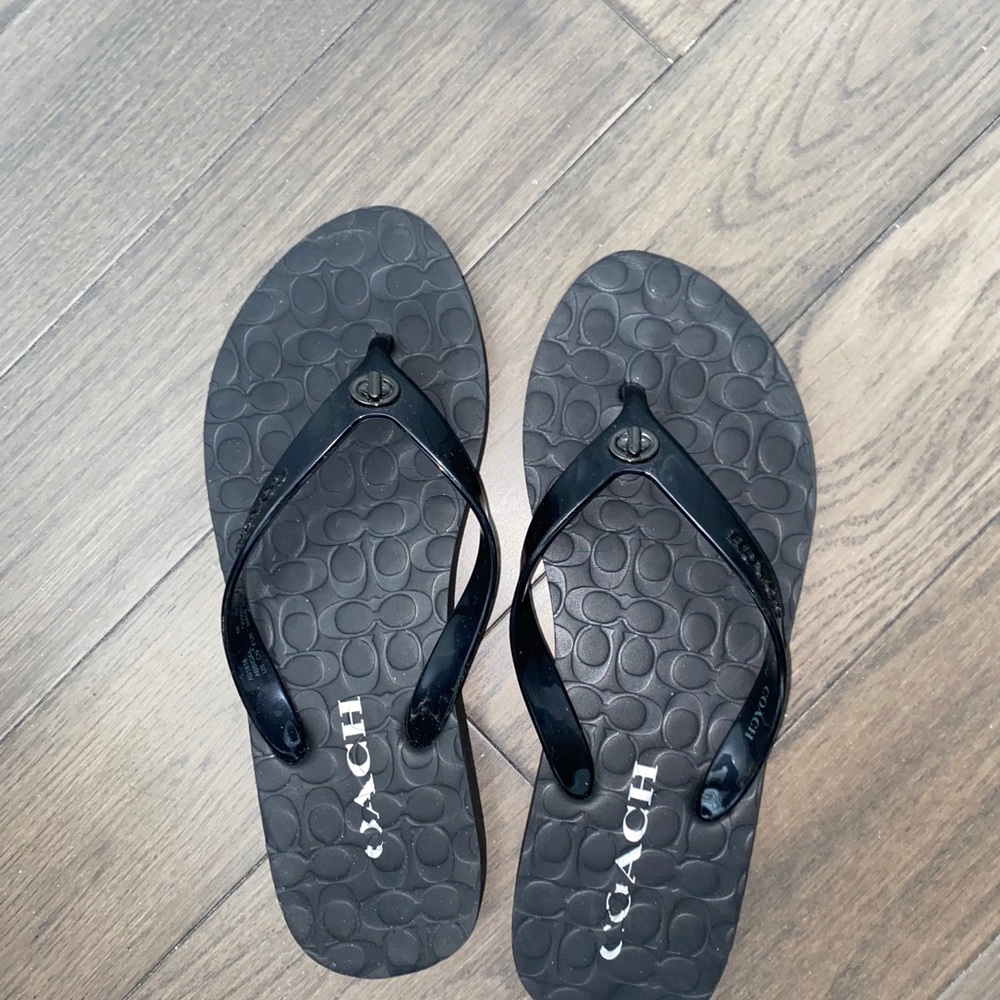 Coach flip flops